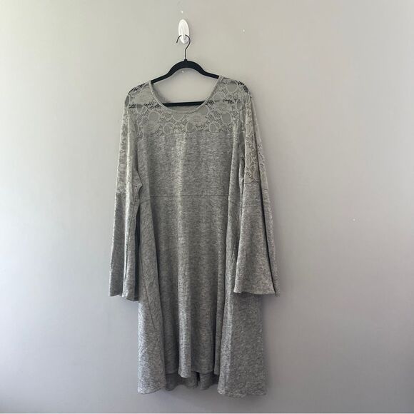 NEW Torrid Gray Bell Sleeve Sweater Dress Lace  Inset Size 4X - Picture 1 of 7